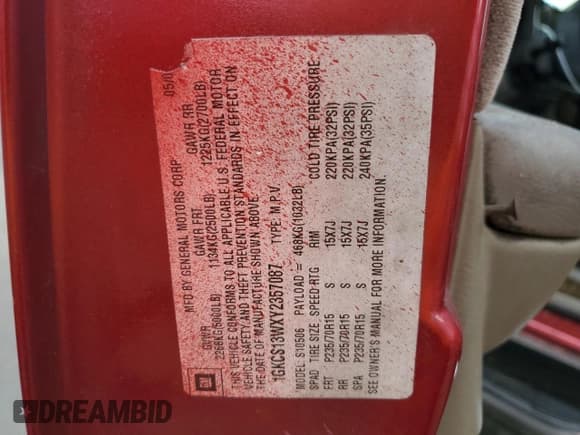 ✅ 2000 GMC Jimmy SLE • VIN: 1GKCS13WXY2357087 • Лот: 60999105. Опубликован ранее на Copart с пробегом 90 017 миль. Бесплатный доступ к архиву аукционных продаж из США и подробный отчёт об истории автомобиля на DreamBid. Изображение 13.