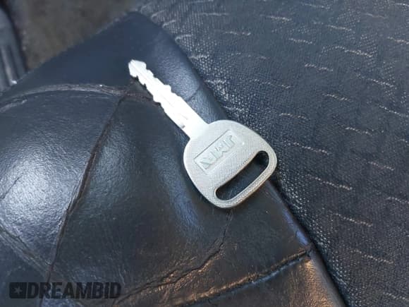 ✅ 2002 Chevrolet Avalanche • VIN: 3GNEC13T02G156621 • Лот: 43435476. Опубликован ранее на IAAI с пробегом Не указан. Бесплатный доступ к архиву аукционных продаж из США и подробный отчёт об истории автомобиля на DreamBid. Изображение 11.