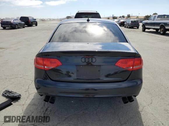 ✅ 2012 Audi S4 Premium Plus • VIN: WAUBGAFL1CA105668 • Lot: 65464805. Wystawiony na Copart z przebiegiem 123 781 mil. Bezpłatny archiwum sprzedaży aukcyjnych z USA i szczegółowy raport historii pojazdu na DreamBid. Zdjęcie 6.