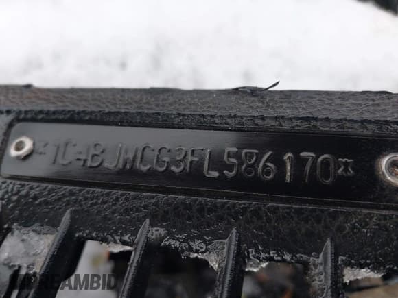 ✅ 2015 Jeep Wrangler Rubicon Hard Rock • VIN: 1C4BJWCG3FL586170 • Lot: 41218838. Listed on IAAI with Not provided. Free auction sales archive from the USA and detailed vehicle history report at DreamBid. Image 9.