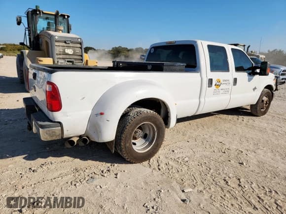 ✅ 2014 Ford F-350 XL • VIN: 1FT8W3CT0EEA31400 • Lot: 86154435. Wystawiony na Copart z przebiegiem 222 077 mil. Bezpłatny archiwum sprzedaży aukcyjnych z USA i szczegółowy raport historii pojazdu na DreamBid. Zdjęcie 3.