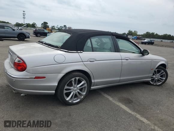 ✅ 2003 Jaguar S-Type • VIN: SAJEA01T33FM94062 • Лот: 80612125. Опубликован ранее на Copart с пробегом 101 526 миль. Бесплатный доступ к архиву аукционных продаж из США и подробный отчёт об истории автомобиля на DreamBid. Изображение 3.