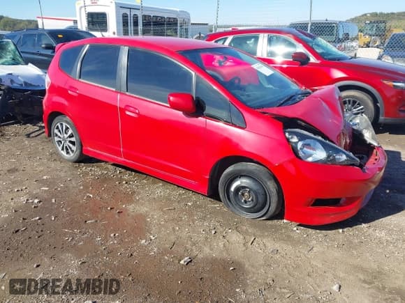 ✅ 2013 Honda Fit Sport • VIN: JHMGE8H57DC028265 • Lot: 43541415. Listed on IAAI with 129,252 mi. Free auction sales archive from the USA and detailed vehicle history report at DreamBid. Image 1.