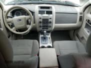 ✅ 2010 Ford Escape Hybrid • VIN: 1FMCU5K31AKA96034 • Lot: 58322125. Listed on Copart with 106,711 mi. Free auction sales archive from the USA and detailed vehicle history report at DreamBid. Image 8.