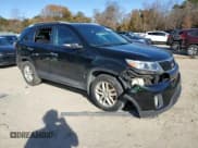 ✅ 2015 Kia Sorento LX • VIN: 5XYKT4A60FG568665 • Лот: 92280965. Опубликован ранее на Copart с пробегом Не указан. Бесплатный доступ к архиву аукционных продаж из США и подробный отчёт об истории автомобиля на DreamBid. Изображение 4.