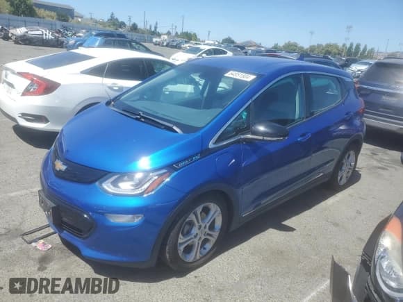 ✅ 2020 Chevrolet Bolt EV LT • VIN: 1G1FY6S06L4122418 • Lot: 64851504. Wystawiony na Copart z przebiegiem 63 437 mil. Bezpłatny archiwum sprzedaży aukcyjnych z USA i szczegółowy raport historii pojazdu na DreamBid. Zdjęcie 1.