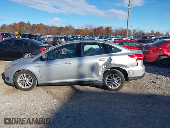 ✅ 2017 Ford Focus SE • VIN: 1FADP3F24HL252342 • Lot: 43656105. Listed on IAAI with 46,812 mi. Free auction sales archive from the USA and detailed vehicle history report at DreamBid. Image 14.