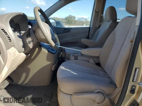 ✅ 2010 Kia Sedona LX • VIN: KNDMG4C32A6336046 • Lot: 90971985. Listed on Copart with 100,865 mi. Free auction sales archive from the USA and detailed vehicle history report at DreamBid. Image 7.