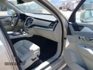 ✅ 2016 Volvo XC90 T5 Momentum • VIN: YV4102XK4G1059321 • Lot: 42084032. Listed on IAAI with 168,568 mi. Free auction sales archive from the USA and detailed vehicle history report at DreamBid. Image 5.