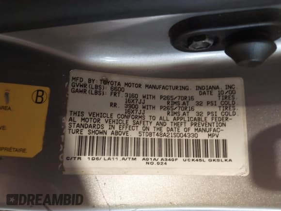 ✅ 2001 Toyota Sequoia Limited • VIN: 5TDBT48A21S004330 • Lot: 43706396. Listed on IAAI with 233,359 mi. Free auction sales archive from the USA and detailed vehicle history report at DreamBid. Image 9.