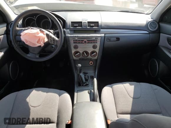 ✅ 2007 Mazda 3 S Grand Touring • VIN: JM1BK343571650083 • Lot: 70329975. Listed on Copart with 81,398 mi. Free auction sales archive from the USA and detailed vehicle history report at DreamBid. Image 8.