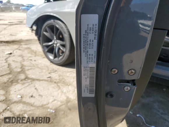 ✅ 2018 Dodge Challenger SXT Plus • VIN: 2C3CDZAG9JH138705 • Lot: 81817435. Listed on Copart with 147,154 mi. Free auction sales archive from the USA and detailed vehicle history report at DreamBid. Image 12.