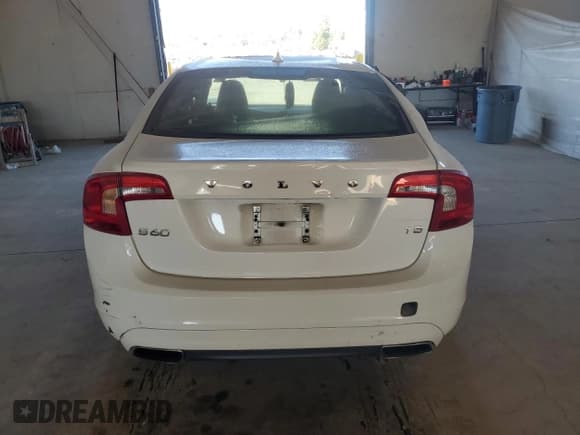 ✅ 2015 Volvo S60 T5 Drive-E Premier • VIN: YV140MFB1F2302065 • Lot: 70558195. Listed on Copart with Not provided. Free auction sales archive from the USA and detailed vehicle history report at DreamBid. Image 6.