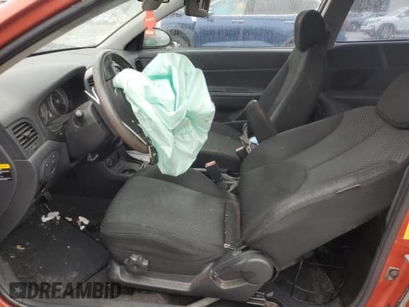 ✅ 2009 Hyundai Accent Auto SE • VIN: KMHCN36C59U125451 • Лот: 89369055. Опубликован ранее на Copart с пробегом 150 870 миль. Бесплатный доступ к архиву аукционных продаж из США и подробный отчёт об истории автомобиля на DreamBid. Изображение 7.