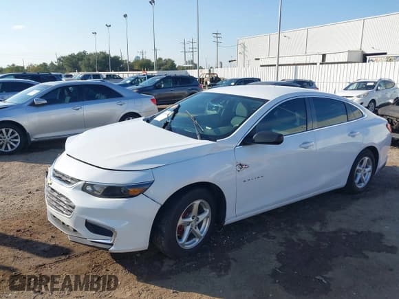 ✅ 2016 Chevrolet Malibu LS • VIN: 1G1ZB5ST7GF291635 • Lot: 40921899. Listed on IAAI with 185,108 mi. Free auction sales archive from the USA and detailed vehicle history report at DreamBid. Image 2.