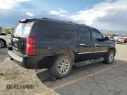 ✅ 2013 Chevrolet Suburban LTZ • VIN: 1GNSKKE76DR147159 • Lot: 85884865. Wystawiony na Copart z przebiegiem 142 686 mil. Bezpłatny archiwum sprzedaży aukcyjnych z USA i szczegółowy raport historii pojazdu na DreamBid. Zdjęcie 3.