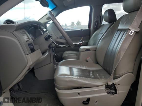 ✅ 2006 Dodge Durango Limited • VIN: 1D4HB58N56F179235 • Лот: 51464995. Опубликован ранее на Copart с пробегом 220 994 миль. Бесплатный доступ к архиву аукционных продаж из США и подробный отчёт об истории автомобиля на DreamBid. Изображение 7.