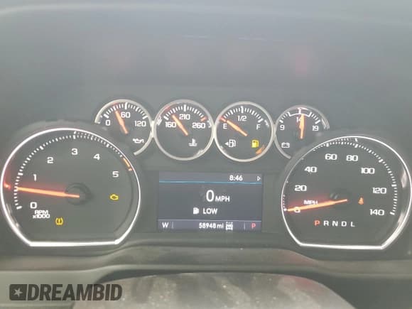 ✅ 2022 Chevrolet Silverado 2500HD LT • VIN: 1GC4YNEY6NF196181 • Lot: 63754575. Wystawiony na Copart z przebiegiem 58 948 mil. Bezpłatny archiwum sprzedaży aukcyjnych z USA i szczegółowy raport historii pojazdu na DreamBid. Zdjęcie 9.