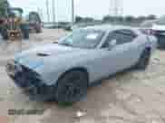 ✅ 2020 Dodge Challenger SXT • VIN: 2C3CDZAG3LH195288 • Lot: 42951481. Wystawiony na IAAI z przebiegiem 78 079 mil mil. Skorzystaj z bezpłatnego archiwum sprzedaży aukcyjnych z USA i zobacz szczegółowy raport historii pojazdu na DreamBid. Zdjęcie 2.
