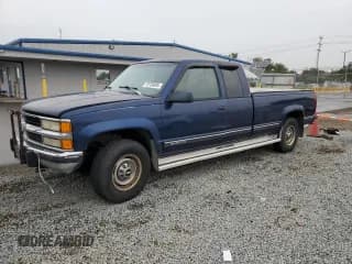 ✅ 1995 Chevrolet Silverado 2500 • VIN: 1GCGK29F0SE191453 • Lot: 70738085. Wystawiony na Copart z przebiegiem 192 263 mil. Bezpłatny archiwum sprzedaży aukcyjnych z USA i szczegółowy raport historii pojazdu na DreamBid. Zdjęcie 1.