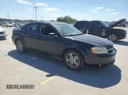 ✅ 2009 Dodge Avenger SXT • VIN: 1B3LC56B49N545632 • Lot: 74095694. Wystawiony na Copart z przebiegiem Nie podano. Bezpłatny archiwum sprzedaży aukcyjnych z USA i szczegółowy raport historii pojazdu na DreamBid. Zdjęcie 4.