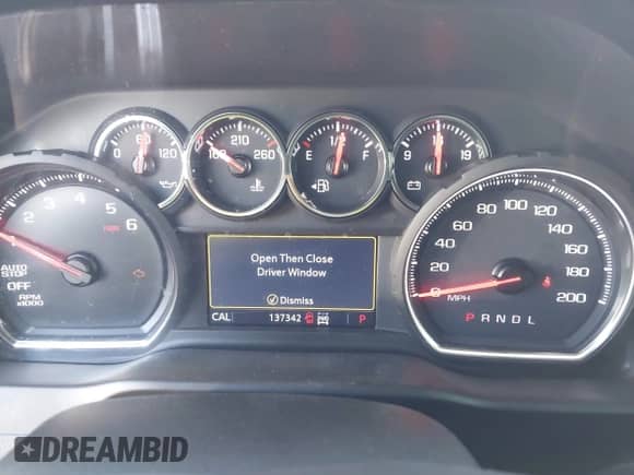 2020 Chevrolet Silverado 1500 LT z VIN 1GCUYDED4LZ185747, wystawiony jako IAAI lot #43449054 z przebiegiem 137 342 mil mil oraz . Historia ofert i sprzedaży dostępna na DreamBid. Obrazek 7.